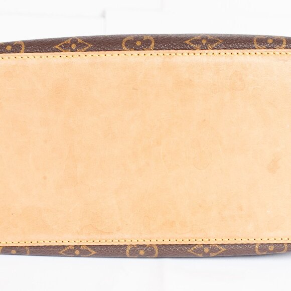 Authentic Louis Vuitton Monogram Canvas Cabas Piano Tote - Picture 4 of 10